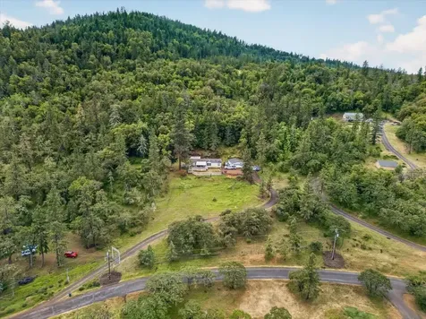 483 Wren Ridge Drive Eagle Point OR 97524