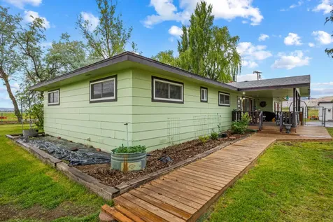5820 Highway 39 Klamath Falls OR 97603