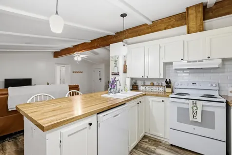 20055 Highway 62 Shady Cove OR 97539
