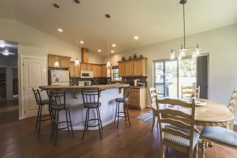 52790 Meadow Lane La Pine OR 97739