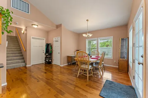 212 NW Canyon View Drive Grants Pass OR 97526