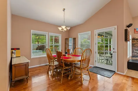 212 NW Canyon View Drive Grants Pass OR 97526