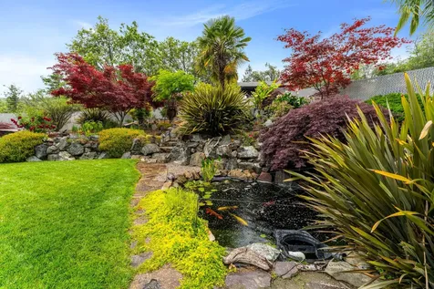212 NW Canyon View Drive Grants Pass OR 97526