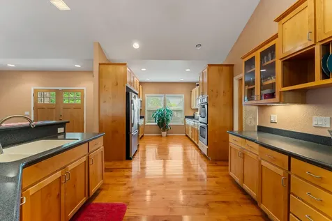 212 NW Canyon View Drive Grants Pass OR 97526