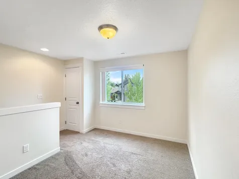 61764 SE Camellia Street Bend OR 97702