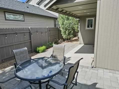 61764 SE Camellia Street Bend OR 97702