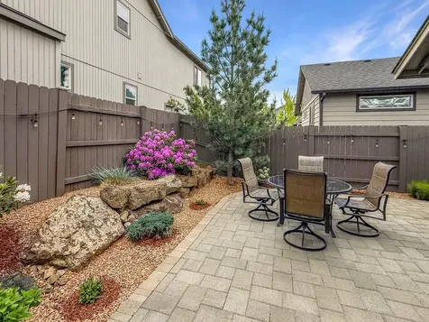 61764 SE Camellia Street Bend OR 97702