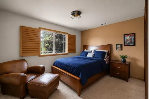 1652 NE Redrose Court Bend OR 97701
