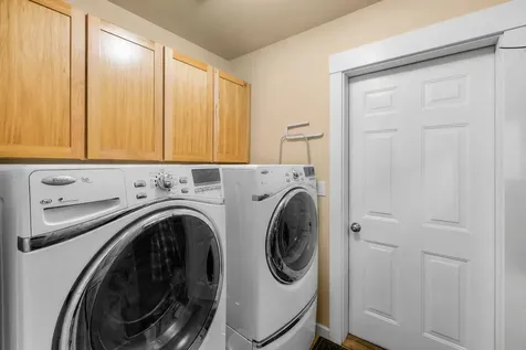 1652 NE Redrose Court Bend OR 97701