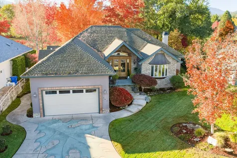 197 Whispering Drive Grants Pass OR 97527