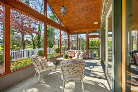 197 Whispering Drive Grants Pass OR 97527