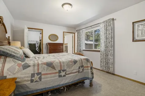51445 Ash Road La Pine OR 97739