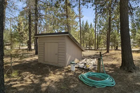 51445 Ash Road La Pine OR 97739