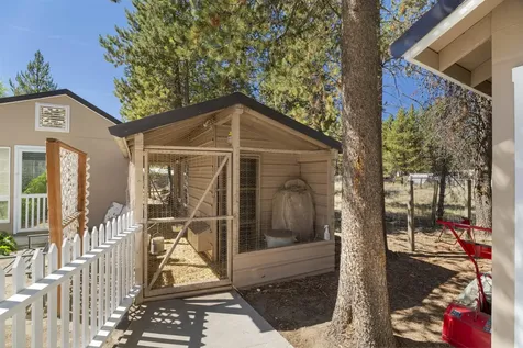 51445 Ash Road La Pine OR 97739