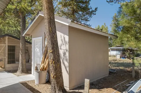 51445 Ash Road La Pine OR 97739