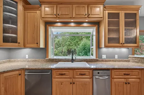 3773 Helms Road Grants Pass OR 97527