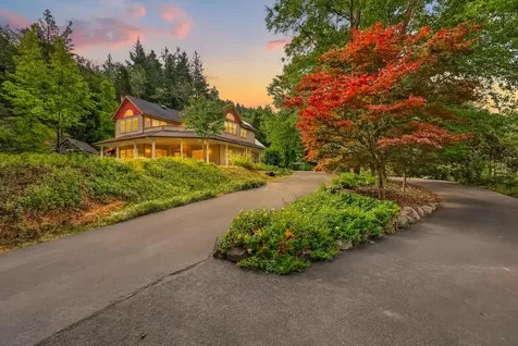 3773 Helms Road Grants Pass OR 97527