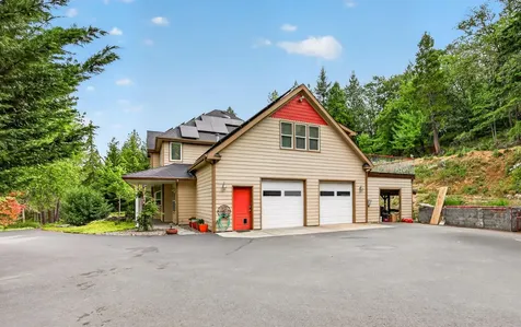 3773 Helms Road Grants Pass OR 97527