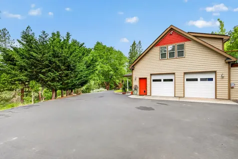 3773 Helms Road Grants Pass OR 97527