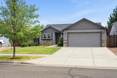 518 Woodlark Drive Medford OR 97501