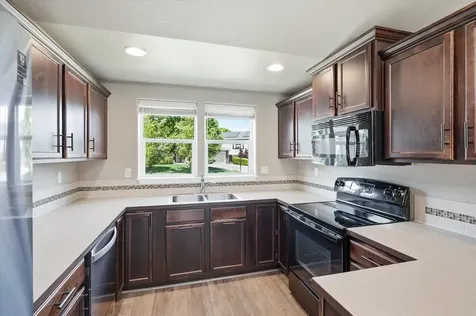 518 Woodlark Drive Medford OR 97501
