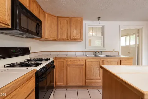 108 NW Dogwood Avenue Redmond OR 97756