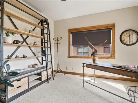 360 Vista Rim Drive Redmond OR 97756