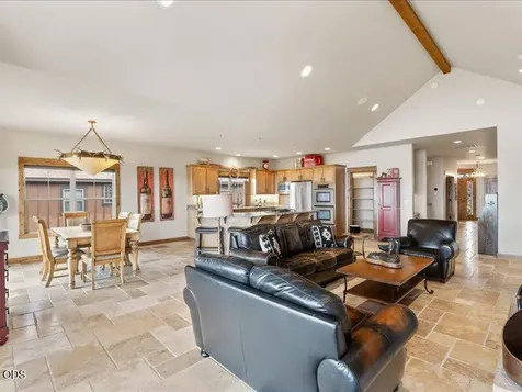 360 Vista Rim Drive Redmond OR 97756