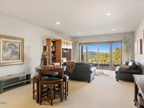 360 Vista Rim Drive Redmond OR 97756