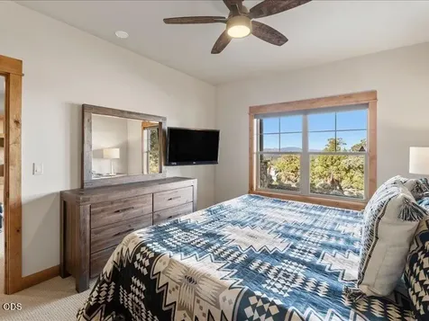 360 Vista Rim Drive Redmond OR 97756