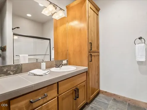 360 Vista Rim Drive Redmond OR 97756