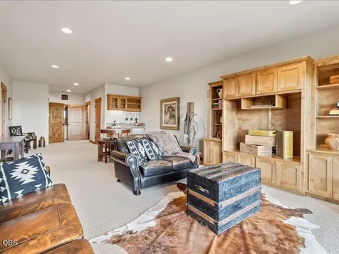 360 Vista Rim Drive Redmond OR 97756