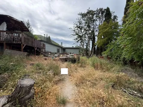 1740 NE Beverly Drive Grants Pass OR 97526
