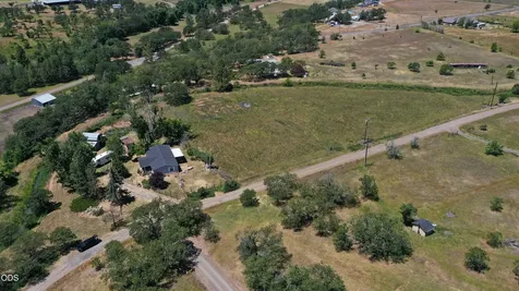 1245 Davanna Drive Eagle Point OR 97524