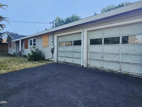 2535 Madison Street Klamath Falls OR 97603
