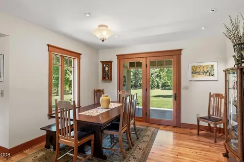 693 Horizon Hills Road Williams OR 97544