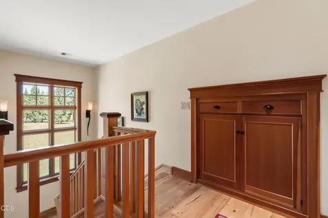 693 Horizon Hills Road Williams OR 97544