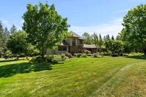 693 Horizon Hills Road Williams OR 97544