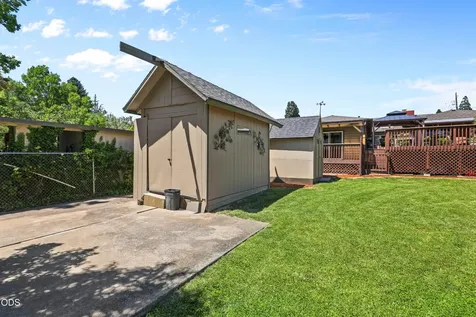 1769 Serenity Drive Medford OR 97504