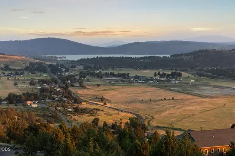 7306 Hanks Marsh Vista Klamath Falls OR 97601