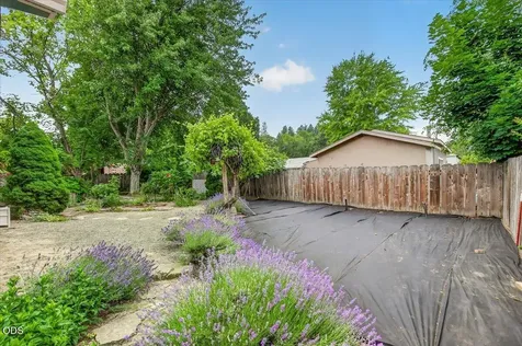 1222 Monroe Way Grants Pass OR 97527