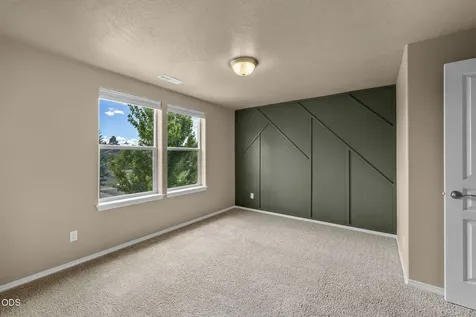 21154 Darnel Avenue Bend OR 97702