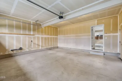 21154 Darnel Avenue Bend OR 97702