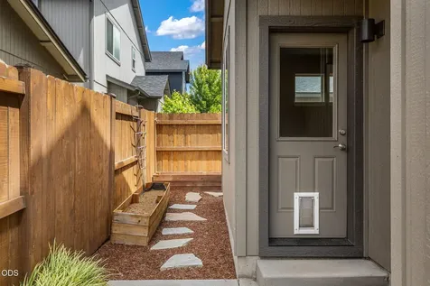 21154 Darnel Avenue Bend OR 97702