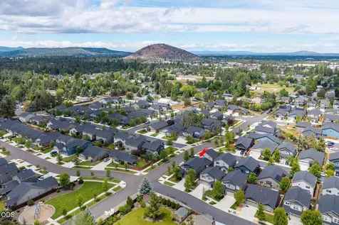 21154 Darnel Avenue Bend OR 97702