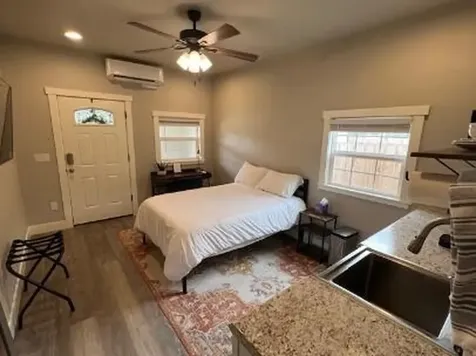 441 N 1st Street Central Point OR 97502