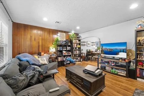 441 N 1st Street Central Point OR 97502