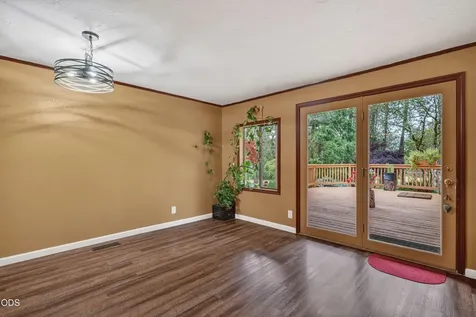 5003 Rogue River Eagle Point OR 97524