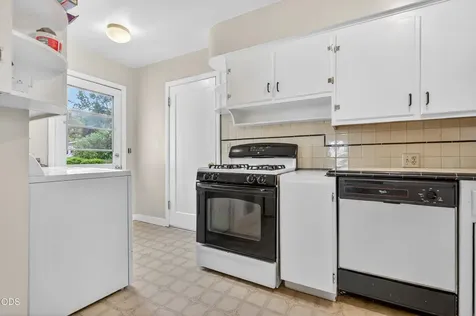 2317 E Main Street Medford OR 97504