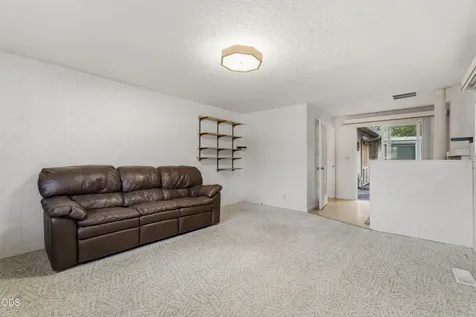61568 Newberry Drive Bend OR 97702